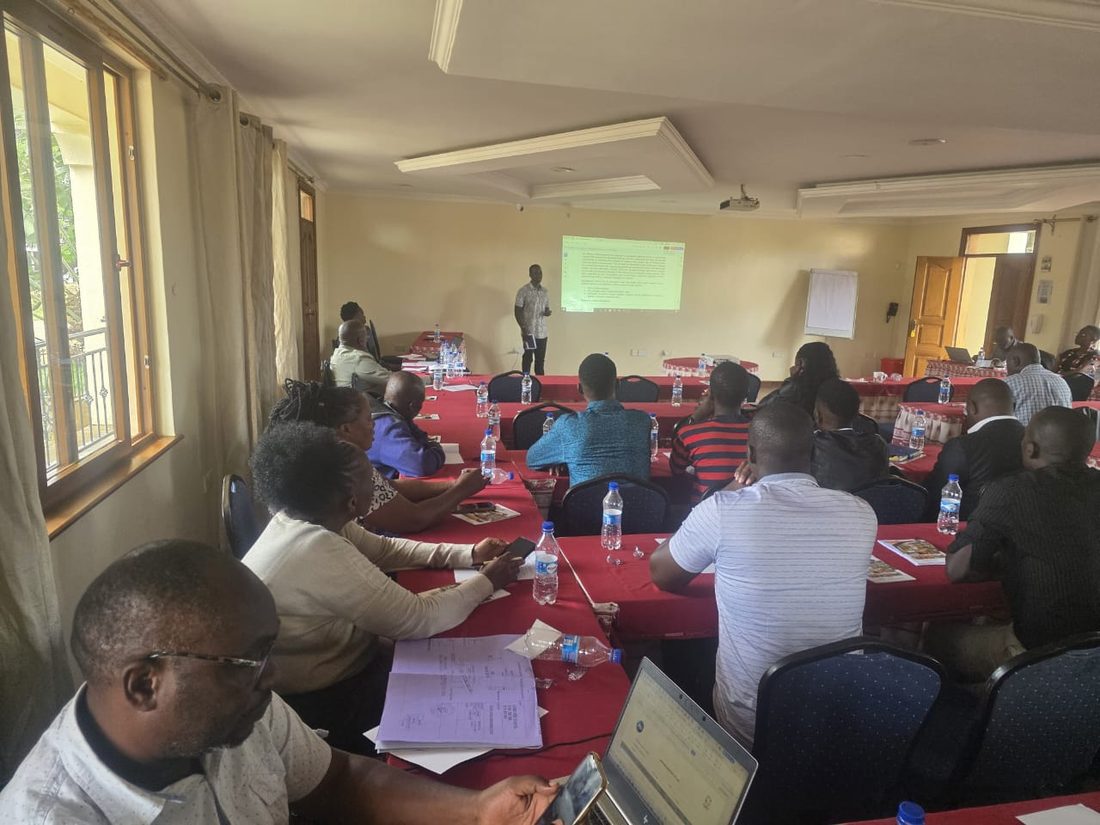 RevoWaste presenting to municipal and county stakeholders at a stakeholder engagement workshop